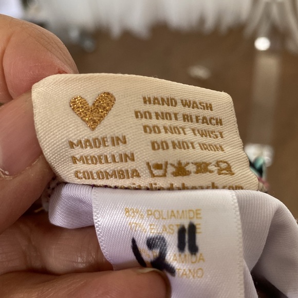 Cosita Linda colourful bikini! Bandeau Size L. Bottom Size XL. Ruffle, beads - Picture 11 of 13